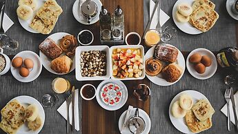 Dakhla Boarding Hotel & Restaurant