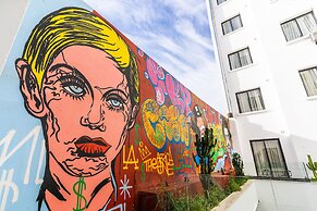 One hotel Casablanca