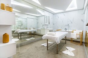 One hotel Casablanca