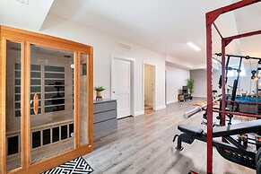 New 16 Ppl Townhouses in Winsdor