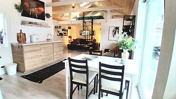 Guesthouse With Loft at Lake Skagern, Spa & Yoga