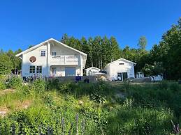Guesthouse With Loft at Lake Skagern, Spa & Yoga