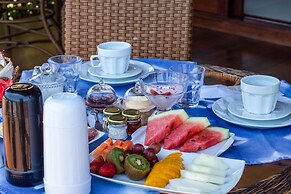 GRINGOS BOUTIQUE HOTEL