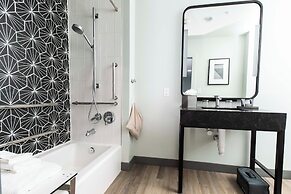 voco The Darwin Atlanta Midtown by IHG