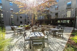 voco The Darwin Atlanta Midtown by IHG