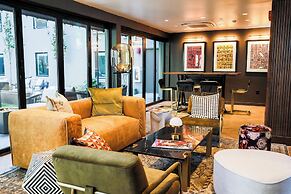 voco The Darwin Atlanta Midtown by IHG