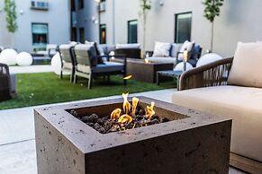 voco The Darwin Atlanta Midtown by IHG