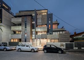 StayCentral - East Brunswick Penthouse with Study