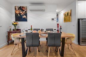 StayCentral - East Brunswick Penthouse with Study