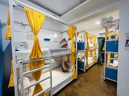 goSTOPS Goa Vagator - Hostel