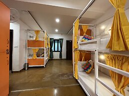 goSTOPS Goa Vagator - Hostel