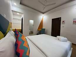 goSTOPS PLUS Goa, Vagator
