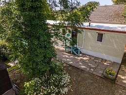 Beautiful 3-bed Cabin in Pembrokeshire Coast