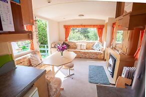 Beautiful 3-bed Cabin in Pembrokeshire Coast