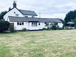 Remarkable 1-bed Cottage in Chester