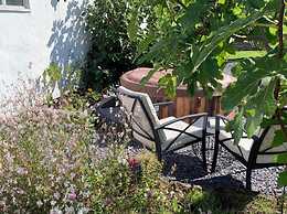 Remarkable 1-bed Cottage in Chester