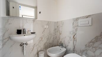 Italianway - The B Village Superior