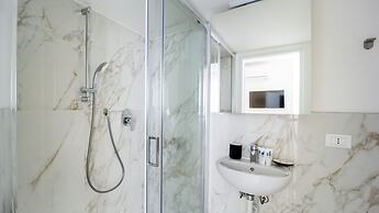 Italianway - The B Village Superior