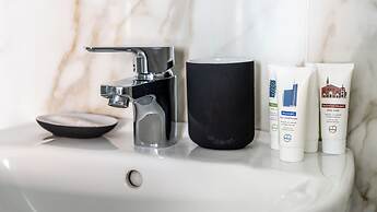 Italianway - The B Village Superior