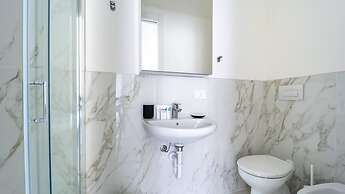 Italianway - The B Village Superior