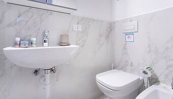 Italianway - The B Village Superior