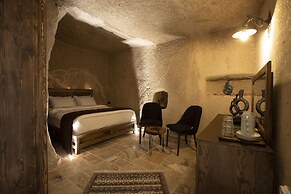 Medusa Cave Hotel
