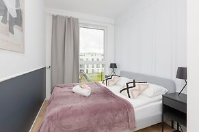 Apartment Warsaw Złoty Potok by Renters