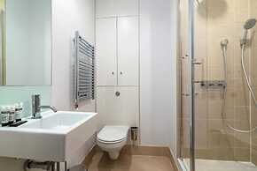 A Stunning Three Bedroom Home in Mayfair