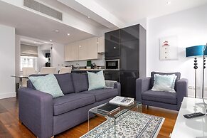 A Stunning Three Bedroom Home in Mayfair