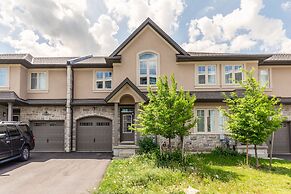 GLOBALSTAY. Waterfront 5BR Townhouse. Private HOT TUB, Gym, Sauna