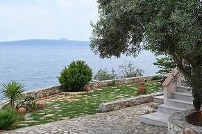 Artemis Apartment with Stunning view