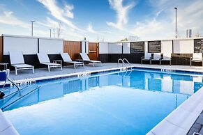 Fairfield Inn & Suites by Marriott Canton Riverstone Parkway