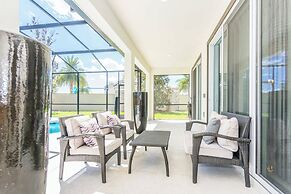 Exclusive Gated Community: House in Prime Locatio