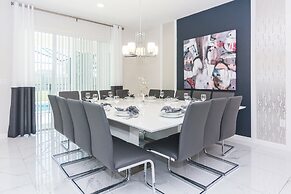 Exclusive Gated Community: House in Prime Locatio