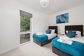 Town Center 2 bed Serviced Apartment 8