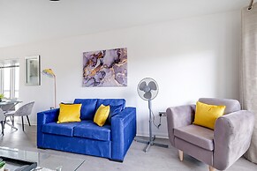 Town Center 2 bed Serviced Apartment 8