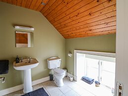 Coach House