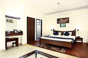 Corbett Aroma Park By Royal Collection