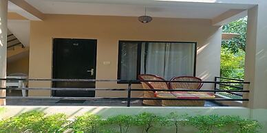 Corbett Aroma Park By Royal Collection