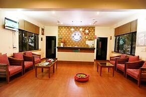 Corbett Aroma Park By Royal Collection