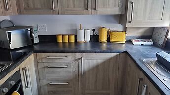 Luxurious 2 Bedroom Flat Ashford