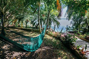 Villa Santuario Lake Front Oasis