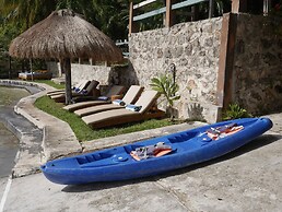 Villa Santuario Lake Front Oasis