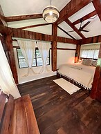 Villa Santuario Lake Front Oasis