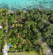 Villa Santuario Lake Front Oasis