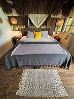 Villa Santuario Lake Front Oasis