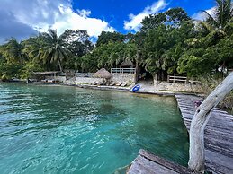 Villa Santuario Lake Front Oasis