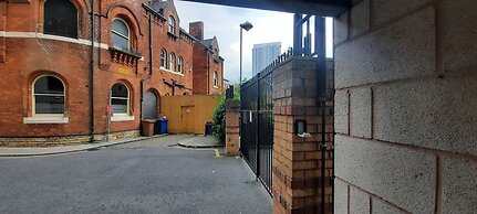 2-bed Apartment Near City Centre