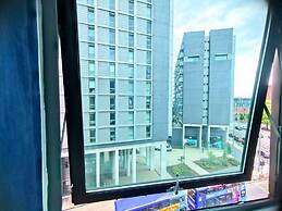 2-bed Apartment Near City Centre