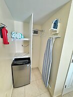 Le Bleu Bed and Breakfast